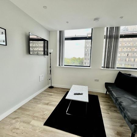Stunning One Bedroom Apartment In Old Trafford Manchester Zewnętrze zdjęcie